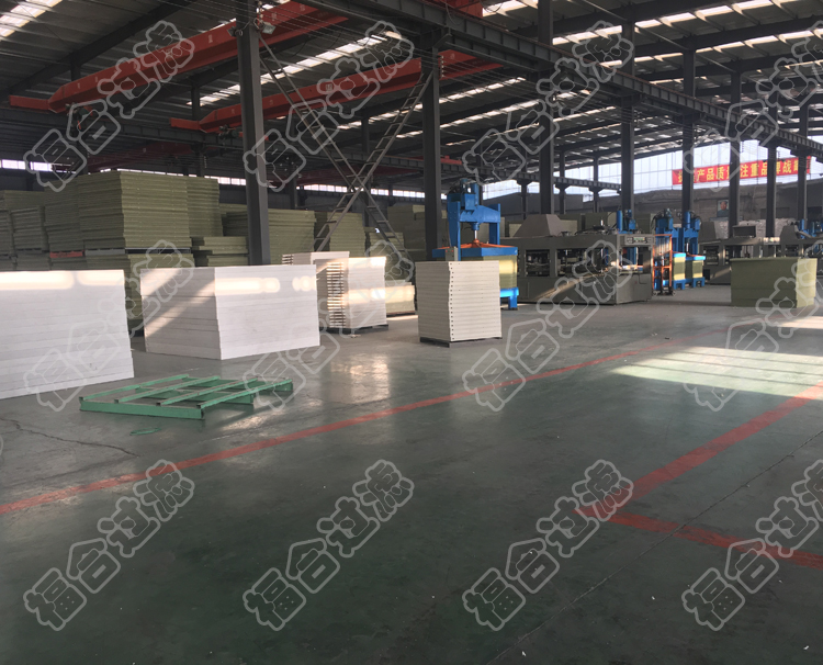福合壓濾機(jī)濾板加工車間